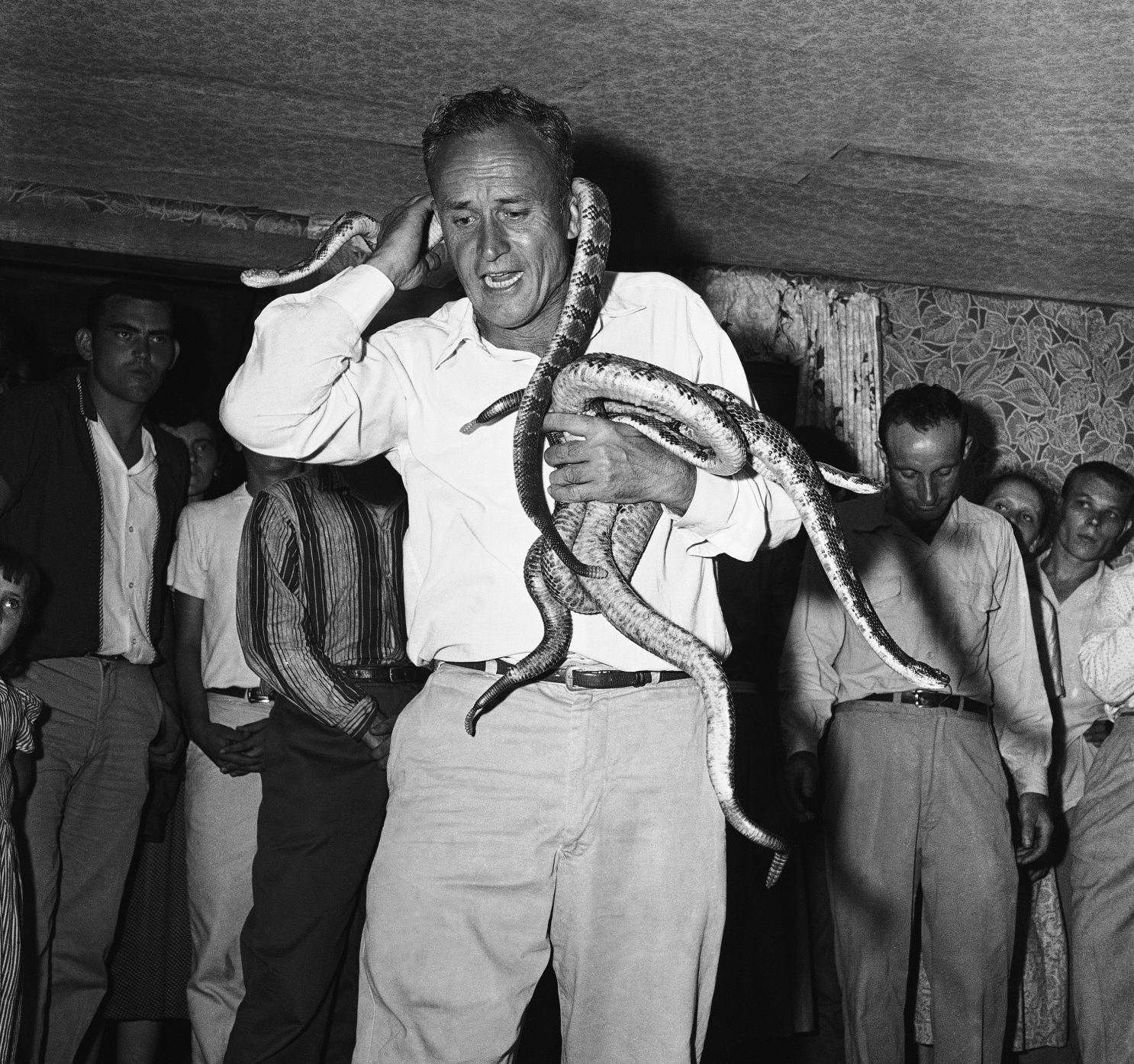 1959: Snake Handling Cult